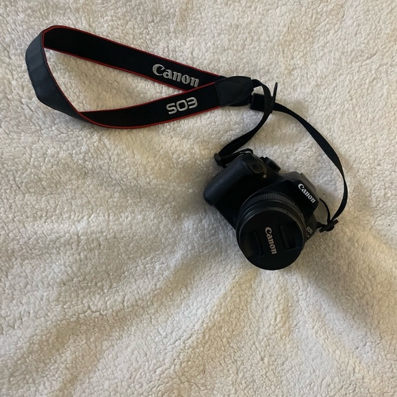 Cannon camera - Picture 1 of 3